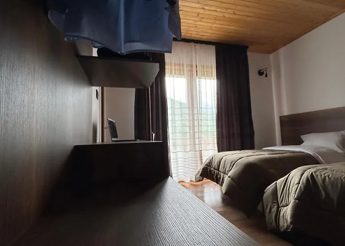 Bujtina Terthorja Konukevi