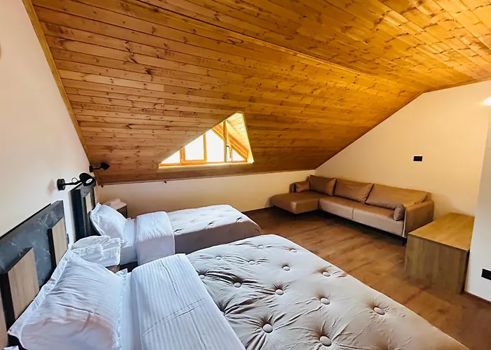 Bujtina Terthorja בית הארחה