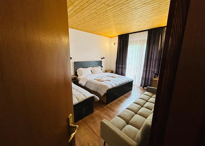 Bujtina Terthorja Konukevi Theth