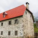 بيت ضيافة Bujtina Terthorja ثيث