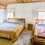 Bujtina Terthorja ثيث