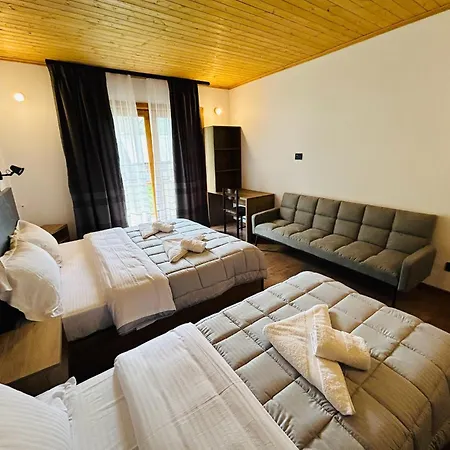 Bujtina Terthorja * Theth