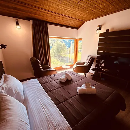 Bujtina Terthorja Theth