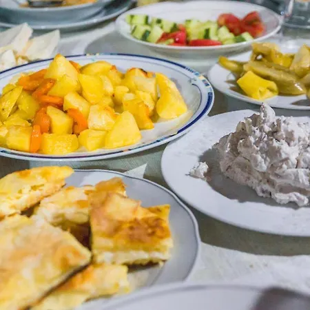 Pensionat Bujtina Terthorja Theth