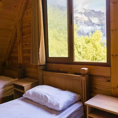 Bujtina Terthorja Pensión Theth