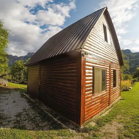 Bujtina Terthorja Maison d'hôtes