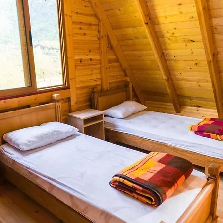 Bujtina Terthorja Pensionat