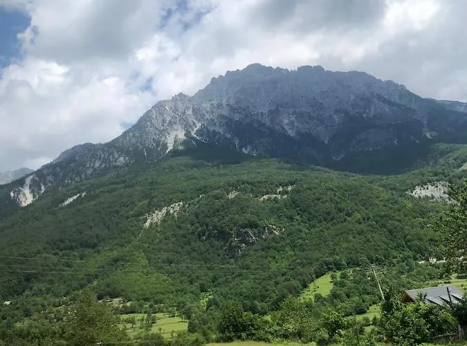 Guest house Bujtina Terthorja *