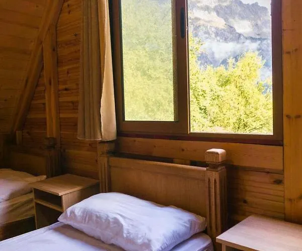 Bujtina Terthorja Guest house Theth